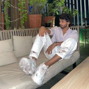 Vijay Varma Instagram - Issa mood