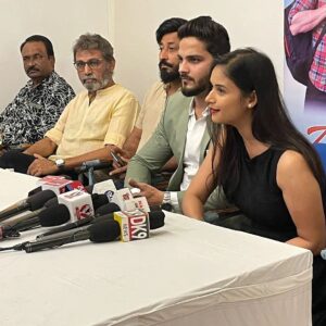 Vimmy Bhatt Instagram - Thankyou media ❤️ 

#pressconference #press #movie #aashamovie #upcomingfilm #films #cinemas #22nd #april #theaters #media #vimmybhatt
