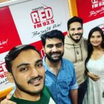 Vimmy Bhatt Instagram - Had a great time @redfmindia A big thanks to @iamrjharsh #promotions #redfm #films #upcomingfilm #aashamovie #cinemas #rj #22nd #april #gujaratifilms #release