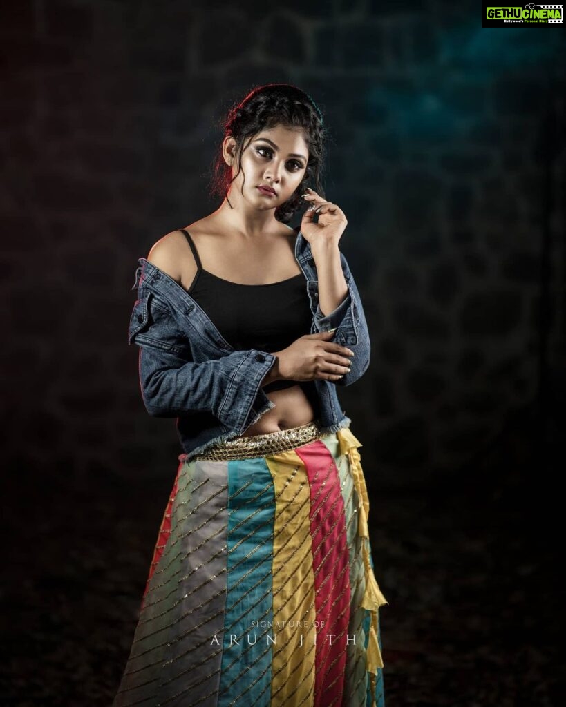 Vindhuja Vikraman Instagram - Black Love ❤️ . Click - @mr_arunjith 📸 . Make up - @mohanavijinmakeoverstudio 💄 . Costumes - @ross_anns 👗 . Nails @_____nailart_swagger______ 💅 . Location - Trivandrum . Trivandrum, India