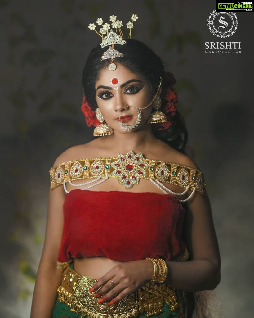 Vindhuja Vikraman Instagram - Navadurga concept photoshoot Day 6: Katyayani Katyayani is a fearsome sight, born in a fit divine rage and anger. She emits a radient light from her body from which darkness and evil cannot hide. Despite her appearance hindus belive that she can bestow a sense of calm and inner peace upon all who worship her. Model: @vindhujavikraman_official Concept, styling, makeover: @geethusrishti, @srishtimakeoverhub Photo: @umeshsrishti