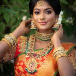 Vinusha Devi Instagram - @jastina_mua i just loved the way she kept my features enhanced not transformed ❤️ Event Organisers @mani_aka_mak media @teddy_palette Model @vinusha_devi Saree@aaryanairdesigns Blouse @sajna_bridal _wear_designer Jewels @aaranyarentaljewellery Veil @veilsbymsp Flowers @jayashree_hairstylist @manapookal Video and photography @sarancapture #vinushadevi #kannamma #bharathikannamma #bridalmakeup #mugurthamlook #model #jastinamua #photoshoot