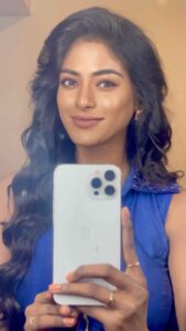 Vinusha Devi Instagram - Lalalalelalala lah… 🎸  #startmusic #sunday @vijaytelevision 

Outfit : @studio149 

#vinushadevi #startmusic #bharathikannamma