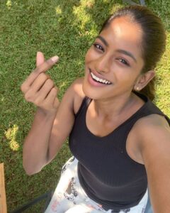 Vinusha Devi Instagram - HAPPY JUNE 🫰🏾❤️ 

#varkala #tripislife #vinushadevi #happyjune june