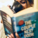 Vinusha Devi Instagram - Mornings with latte and a good book ❤️ Shot by @gk_.photography._ Mua @smokey_makeupbar_ #vinushadevi #goodmorning #recent4recent