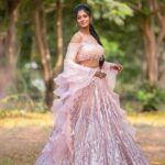 Vinusha Devi Instagram - My look for 7th annual vijay television awards was so excited & blessed to a part of it 🌸 A huge thanks my team who made to look so elegant on my special day ❤️ Outfit @studio149 Hair @durga_hair_stylist Photography @dhanush__photography #vinushadevi #7thvijayteleawards #bharathikannamma #kannamma #vijaytelevisionawards
