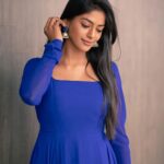 Vinusha Devi Instagram - 🦋🧿 Styled by @indu_ig Photography @haran_official_ Outfit @__tyorce__ #vinushadevi #blueoutfit #recent4recent #startmusicpremierleague