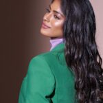 Vinusha Devi Instagram - 🔮 Ft @vinusha_devi Styled by @indu_ig Shot by @bhagathmakka Makeup @makeupbyvinushadevi Hairstylist @noormakeup_mehndi #vinushadevi #newlook #photoshoot
