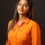 Vinusha Devi Instagram - Watch barathikannamma season 2 team on #startmusicseason4 today @vijaytelevision and have a entertaining sunday 🧡 #vinushadevi #barathikannamma2 #kannamma #chithra