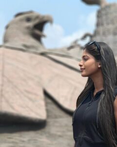 Vinusha Devi Instagram - Day 1 in varkala vacation #jatayu ❤️

#explorewithme #vacation #varkala #jatayuearthcentre #vinushadevi