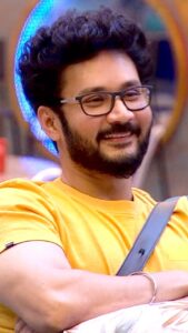Vishnu Instagram - Hero yaaru…ada namma sir uh 😅❤️

#VishnuVijay #KamalHaasan #Disneyplushotstartamil #RendulaOnnuPaakkalaam #BiggBossTamil #BBT #BBTamilSeason7 #பிக்பாஸ் #VijayTelevision #VijayTV #VishnuVijay #VVonBB7 #VVians #VishnuVijayFans
#VishnuVijayForLife  #VVLove