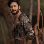 Vishnu Instagram - Stepping into another year in style🖤 . 📸- @camerasenthil Styling - @shreshta_iyer @kavya_kd9 Makeover- @makeoverby_vibha . #vvians #vishnuvijay #kollywood #birthday
