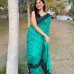Vyoma Nandi Instagram - Done up for a very special evening 🖤💚 #weddingevening #misidkesang