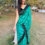 Vyoma Nandi Instagram - Done up for a very special evening 🖤💚 #weddingevening #misidkesang