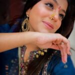 Yamini Singh Instagram - 🪔✨🕊️ #yaminisingh #diwali2k23