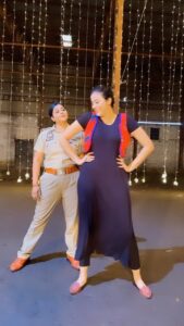Yamini Singh Instagram - Dancing with my baby sister @yaminisingh_official ❤️