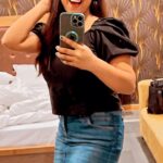 Yamini Singh Instagram - Lalka tshirt wala @yaminisingh_official @khesari_yadav @shilpi_raj_personal
