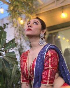 netri nisarg trivedi Instagram - यह ऐब इश्क़ यह बैर इश्क़ …
Pre Navratri event at Pune

Styled by : @stylebydevang @i_devang 
Wearing : @rtee_couture

#netritrivedi #garba #garbanight #gujarat #navratri #event #actor #navaratrispecial #navratrireels #pune #amdavadi #amdavad #ahmedabad #gujaratifilm