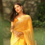 Aahana Kumra Instagram - Sunny side Sunday to you too! ☀️🌼💛 #yellomellow #sundaybumday . . . . #sunday #sundayvibes #sareelove #sareenotsorry #sareelover #aahanakumra #sunshinegirl #reelsinstagram #reelitfeelit #reelvideo #trendingreels Mumbai, Maharashtra