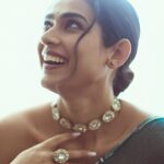 Aakanksha Singh Instagram - Smile 🤍 Jewellery : @sterasmusjewelry Styled by: @_mohitapandey_ Muah : @makeup.artist.anusha 📸 @gohil_jeet