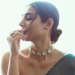 Aakanksha Singh Instagram - Smile 🤍 Jewellery : @sterasmusjewelry Styled by: @_mohitapandey_ Muah : @makeup.artist.anusha 📸 @gohil_jeet