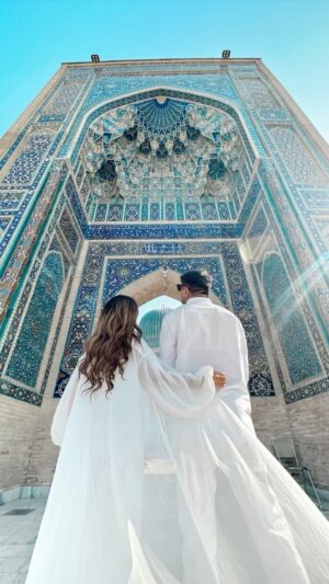 Aakriti Rana Instagram - He actually went out and got a shirt in Tashkent so that I can click this picture in Samarkand ❤️ From someone who would never get out of his shorts and tshirt to this. These little things matter so much. 
Getting this printed for sure 😋

📍Amir Temur Mausoleum, Samarkand, Uzbekistan 

#aakritirana #aakritiandrohan #samarkand #uzbekistan #couplevideos #reelsinstagram #couplephotography #travelblogger #indiantravelblogger #couplereels
