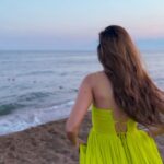 Aakriti Rana Instagram - U K I Y O [u-key-yo] Japanese (n.) “The floating world”; Living in the moment, detached from the bothers of life ❤️ Wearing @ordinaree.in Location: Lara Beach, Antalya, Turkey #aakritirana #ukiyo #peace #beach #turkey #antalya #travel #ootd #gifted #beachlife #travelblogger