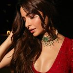 Aamna Sharif Instagram - लाल रंग ♥️