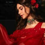 Aamna Sharif Instagram - लाल रंग ♥️