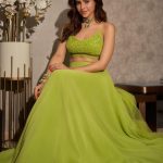 Aamna Sharif Instagram - Love for the green and everything pretty 💚 . . . . . . . 📷 @kaasastudio In @premyabymanishii Jew @razwada.jewels Styled by @shrushti_216 Makeup @mukeshpatilmakeup Hair @saba_hair_makeupartist