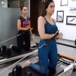 Aamna Sharif Instagram - Glimpse of what our pilates session looks like 😉💪 @namratapurohit