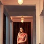 Aarthi Subash Instagram – 💫 
Makeover @kalaiartistry 
Lens @photamora__pictures 
.
#aarthisubash #sareepics #sareedraping #suntv #photoshoot #artist #anchor #modelling Chennai, India