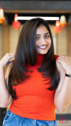 Aashika Padukone Instagram - Pamper sesh at the best @salonhaircrush ❣️

#ashikapadukone #teluguserialactress #maariserial #trinayani #scalpadvanced #butterflyhaircut #butterflyhairstyle #trendingreels #hairspatreatment #hairreel #trendinghaircut #hairstylesforwomen #hyderabadreels #manikonda #salonhaircrush #salonhaircrushreels #explorepagereels