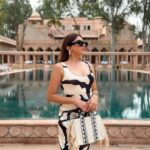 Aashna Shroff Instagram - my @amanbagh vlog went live last evening, so we’re back to Rajasthan content for the next few days 🤍 watch the vlog via the link in my bio! wearing all @hm sandals @hermes sunglasses @diesel Amanbagh