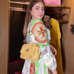 Aashna Shroff Instagram - get ready with me for a VERY exciting dinner with @toryburch in Singapore 🤍 @reliancebrandsltd