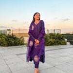 Aashna Shroff Instagram - Eid Mubarak 🌙💜 wearing @pinkcitybysarika