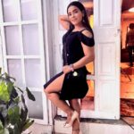 Aasma Sayed Instagram - There was a #🖤 #online #lookbook 🖤✅ Mumbai - मुंबई