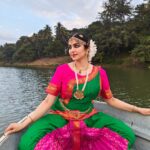 Adah Sharma Instagram - The Kerala Story 2... Kab release hogi yeh mujhe nahi pata Aur #TheKeralaStory OTT par kab aaegi yeh bhi nahi pata 🥲 Lekin is river mein bahut saare snakes hai yeh pata hai .. Maine subah dekha. and mujhe bataya gaya hai ki river mein ek crocodile hai Jo bure bacchon ko khaata hai aur agar end Tak swipe karoge toh woh tumhare ghar aa jaega ...Milne ♥️ aise yeh logon ne kaha...ok bye ⛸️🍧🍃 #100YearsOfAdahSharma HERE NOW