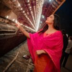 Aditi Ravi Instagram - ദീപാവലി ആശംസകൾ 🪔 📸 @rahulphotoshoot #reallyblessed 🧿 #atmyplace #thrissur @sree_vadakkumnathan_temple 🙏🏻 Vadakkunnathan Temple