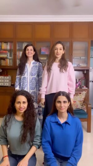 Aisha Ahmed Instagram - When we all want to be part of the same trend but have different favourites 🤭
Which of the two videos have ya’ll seen?