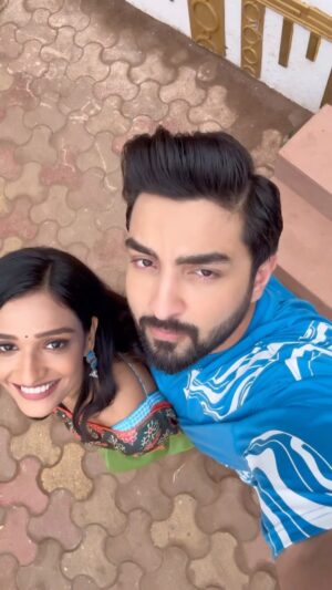 Aishwarya Khare Instagram - Bed rest Bola Hai doctor ne 😆🤣😆

#reels #funnyreels #rishmi