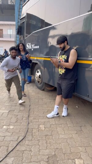 Aishwarya Khare Instagram - Bhaiyaaaa??? Babyyy!! 😆🤣

#reels #rishmi #funnyreels