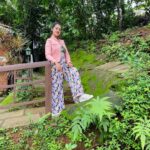 Aishwarya Pisse Instagram - Tripping together at Wayanad…. #wayanadtrip #wayanaddiaries #coupletrips #relaxing #metimewithmine #longdrive🚗 #lovelyweather☔️ #romanticouting #withhusband❤️ #vythitiresort🏡 #vacationmode #funday @harivinay_ @vythirivillageresort Vythiri Village Resort, Wayanad
