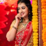 Aishwarya Pisse Instagram - Being urself is the most beautiful thing….😉 Jewellery: @emmadi_silver_jewellery_hyd Outfit: @maramsclothing_official Styling: @priyareddy_baddigam Pc: @maturi_venky Hairstyle: @praneetha_beautymakeover
