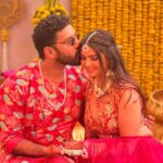 Akshata Sonawane Instagram - POV: When you have nailed the HALDI FIT brief 💛🧡 @akshatasonawane ready to rock on her haldi ceremony! 💛💖 We created this soft, effortless look for Haldi, just how she wanted and she was truly glowing from within! ✨ Makeup @pujathakkar_mua Bride-to-be @akshatasonawane Floral jewelry @floralart_byanushka . . . #haldilook #muabride #bride #wedding #hairstyles #hairart #hairoftheday #explore #trending #makeupandhair #haldimehandi #mehandilook #haldimakeup #yellowmakeup #glam #haldiglam #haldifit #haldiready #mumbaimakeupartist #yellowdress #pujathakar #yellowpink