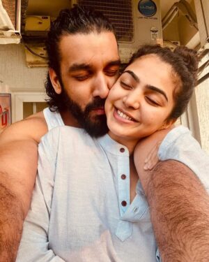 Akshata Sonawane Instagram - It’s the last minute of the day and I had to put my “8 Days to go” post! 🥰

The way my man has been patient & calm with me throughout the journey of getting married has been incredibly beautiful. Every time a crisis came, I crumbled and he has held me. It has only made me more and more surer about him. He is my warm hug after a long day of meetings. He is my comfort kiss after a weep sesh. He is my sukoon. He is my home. I cannot wait to make him my Husband. ❤️