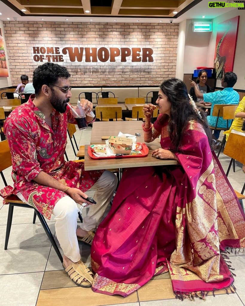 Akshata Sonawane Instagram - Mr. & Mrs. Kondur having their first cheat meal together ❤