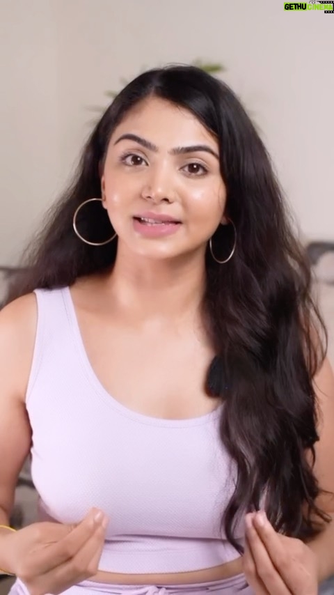 Akshata Sonawane Instagram - To all my skincare girlies! 🌟 Are you afraid of using Vitamin C on your skin? Worry not! I have the exact solution for you. You need to try the Garnier Bright Complete Vitamin C Serum. It’s a game-changer for every skin type – whether you’re oily, combination or dry. Say goodbye to spots with this powerhouse formula and embrace the glow! 💆‍♀ *vs Bright Complete SPF 40 Serum Cream. *Basis clinical study on reduction of spot colour & number, not size #Garnier #BrightComplete #VitaminC #Serum #Skincare #SkinSuitability #SuitsMySkin #Brightness #AD