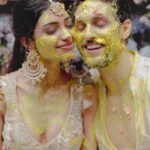 Alanna Panday Instagram - 💛🌻🌼