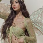 Alanna Panday Instagram - Tinker Bell 🧚🏻 Pixie Hollow